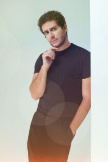 دانلود سریال رو – Ru 2024 با زیرنویس فارسی